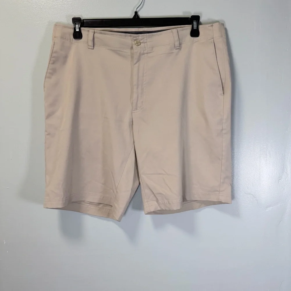 PGA TOUR Mens‎ Driflux Flat Front Golf Shorts Khaki Beige 38